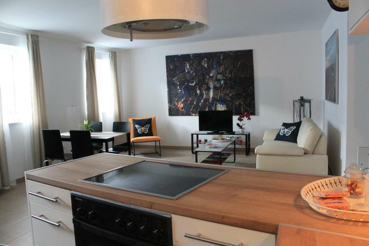 Urban-Style Apartment Wenen Buitenkant foto