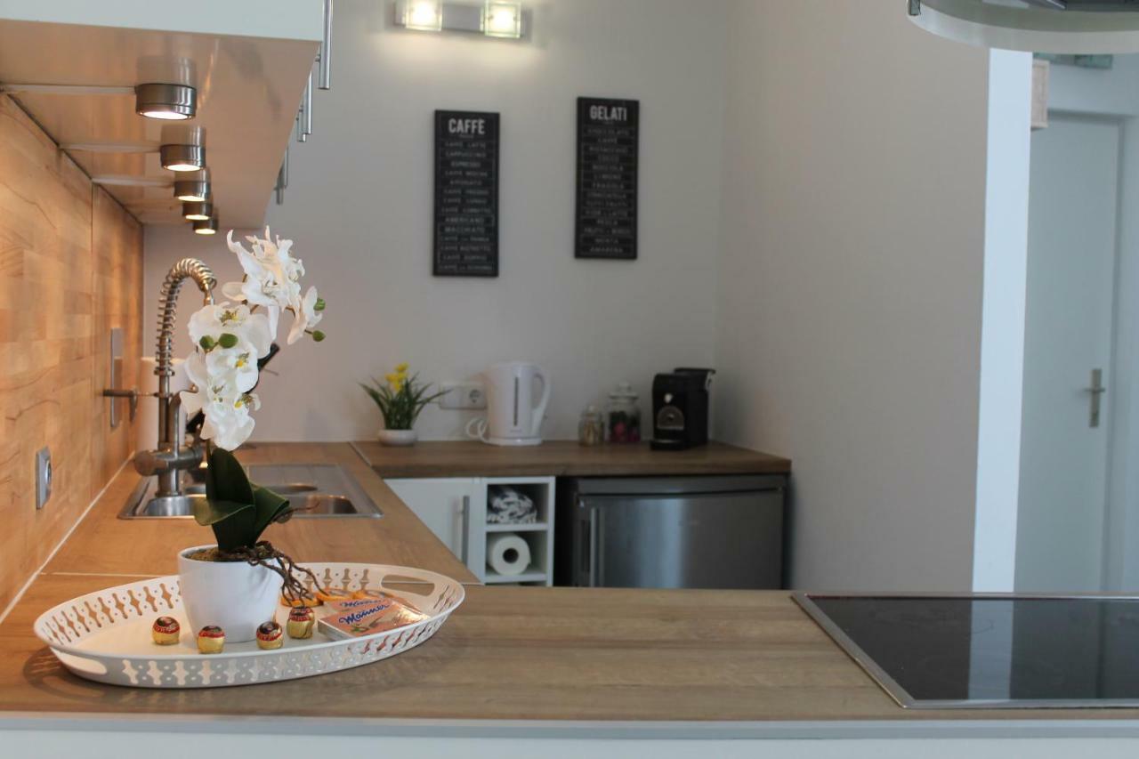 Urban-Style Apartment Wenen Buitenkant foto